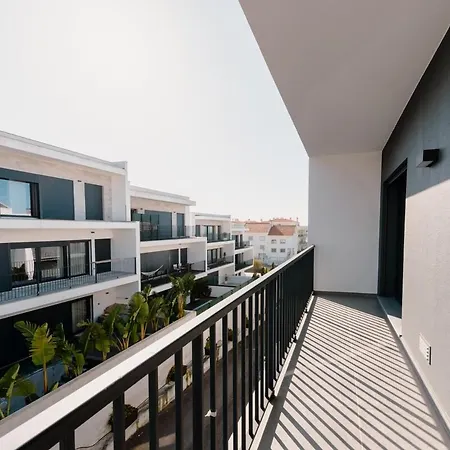 Agos - Luxury Ocean View Apartamento