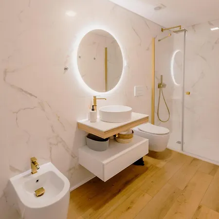 Agos - Luxury Ocean View Apartamento *